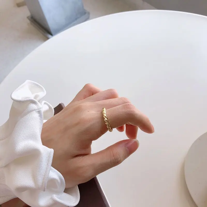 Silvology 925 Sterlingas Sidabro Atvirkštinio Twist Žiedai Aukso Elegantiškas Minimalistinio Tekstūros 2019 Naujus Žiedus Moterims Madingi Papuošalai