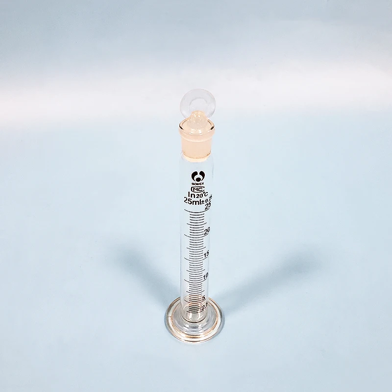 Aukštos boro silikatinio stiklo, matavimo cilindras su padalos ir matinio stiklo kamščiu,Talpa 25ml,Laboratoriniai Cilindras