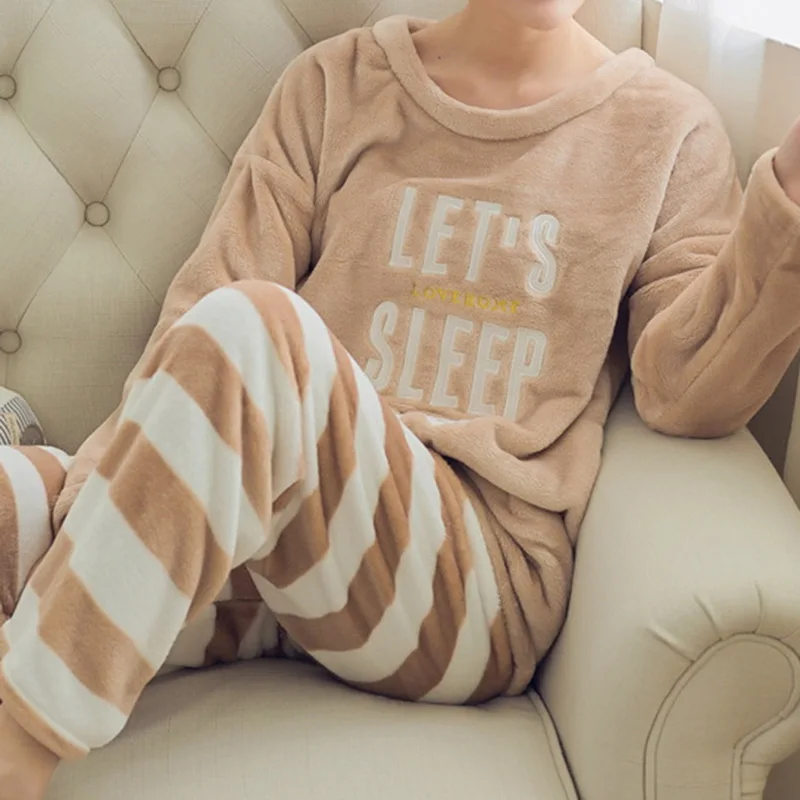 Žiemos Pižama Moterų Korėjos Sleepwear Mielas Animacinių Filmų Flanelė Pižama Nustatyti Aksomo Šiltas Pijama Apvalios Kaklo Pyjama Homewear Moterims