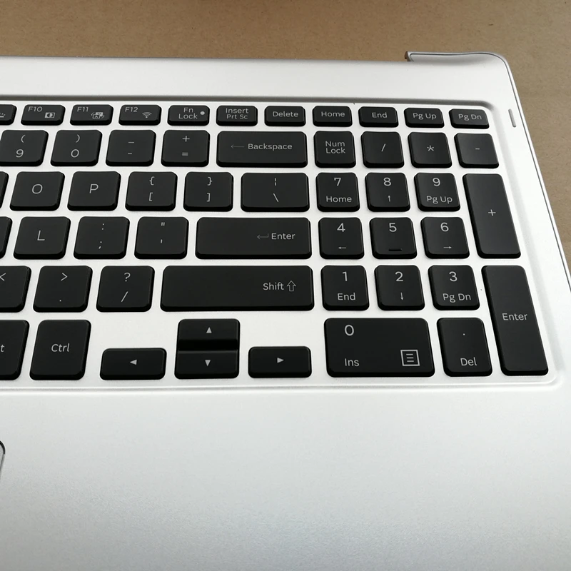 Naujas nešiojamas, Palmrest Klaviatūra su touchpad 