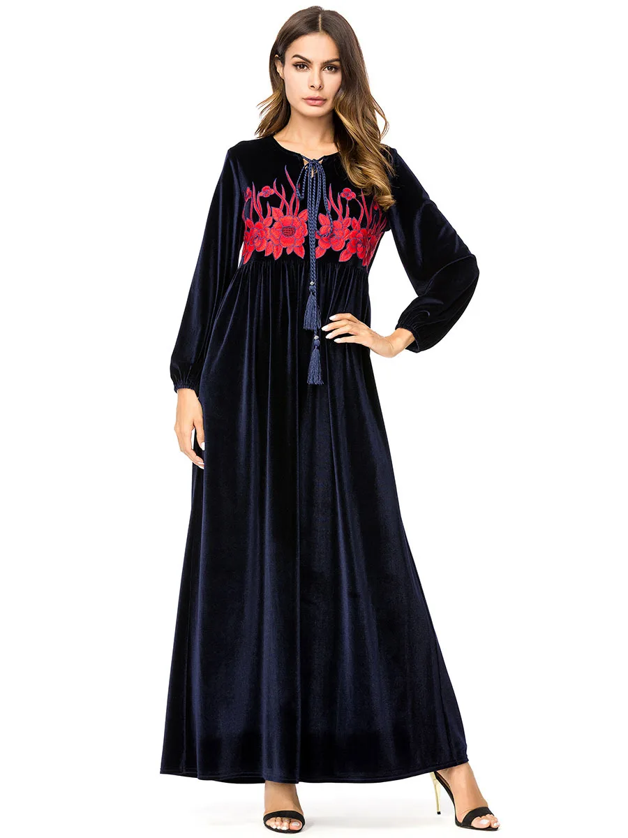2018 Veliūras Musulmonų Abaja Suknelė Siuvinėjimo aksomo kaftan Rudens Žiemos Islamo Musulmonų Šalis Suknelės Arabų Rūbeliai 7215