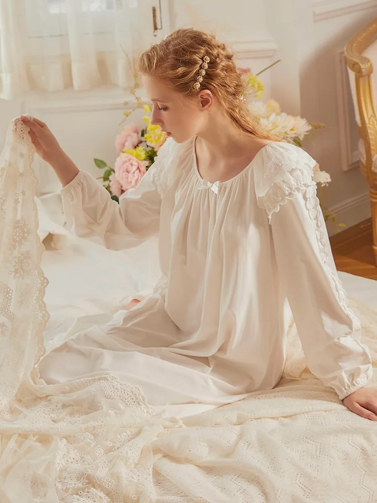 Derliaus Minkštos Medvilnės Moterų Ilgai Nightgowns Siuvinėjimo ilgomis Rankovėmis Elegantiška Rudens Pavasario Princesė Elegantiškas Palaidi Ilgi naktiniai drabužiai