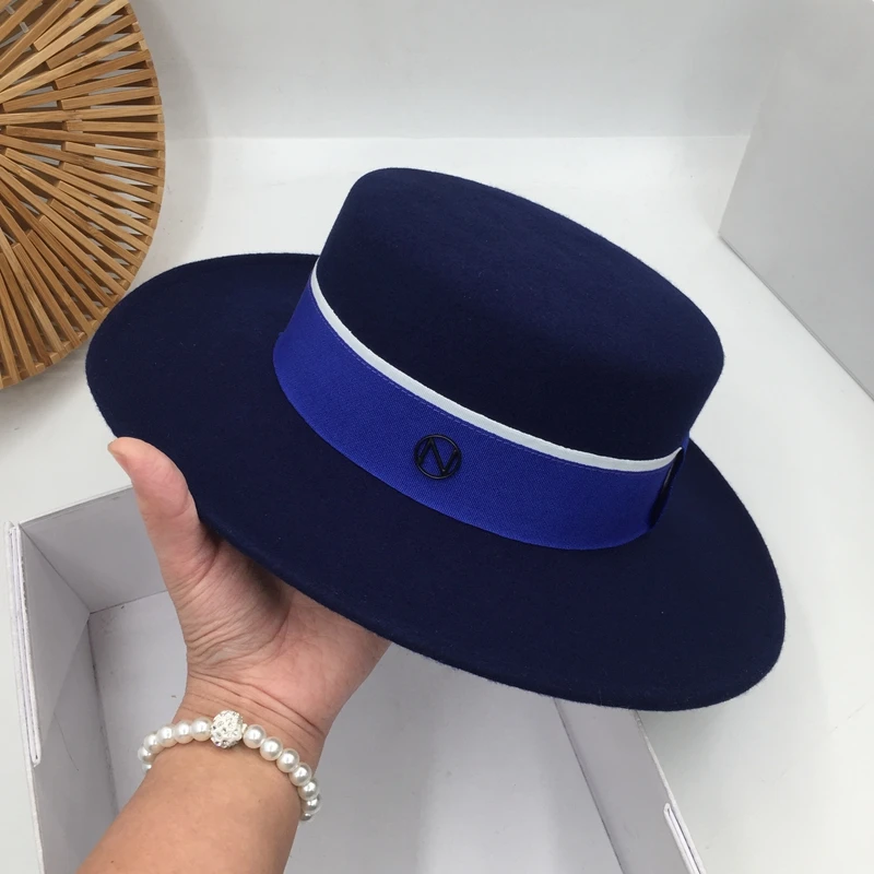 Apie vilnos skrybėlę Seras Europos Moterų ir didžiosios Britanijos mados skrybėlę užimantys šalies banga mėlyna flat top hat