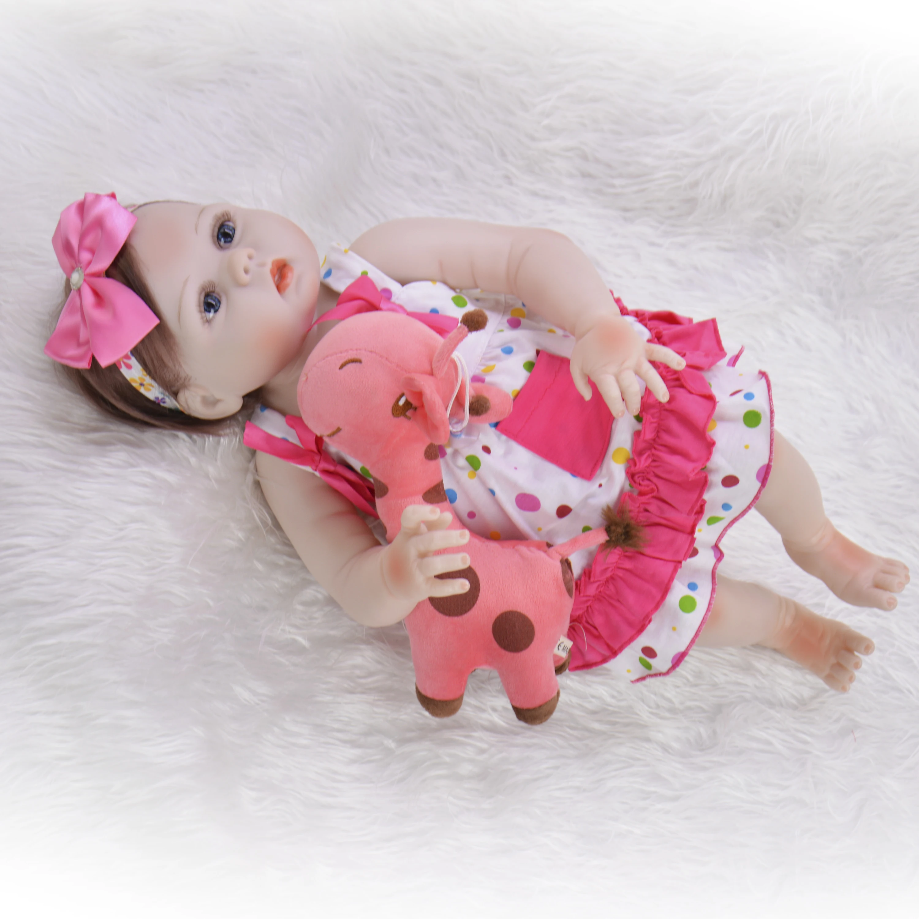 KEIUMI Mielas 57 cm Silikono Reborn Baby Doll Visą Vinilo Realus Mergaitė Princesė Kūdikių Lėlės Vaikams, Gimtadienis, Kalėdos, Dovanos Plaukų Pluoštas