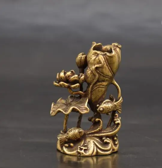 Kinijos žalvario Lotus lapų žuvų mažas statula