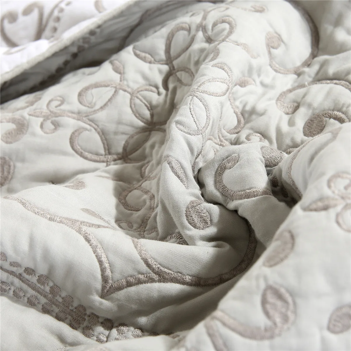 Medvilnės Europos stiliaus vientisos spalvos siuvinėjimo kratinys antklodė twin visą karalienė king size 3pcs lova padengti/lovatiesė H