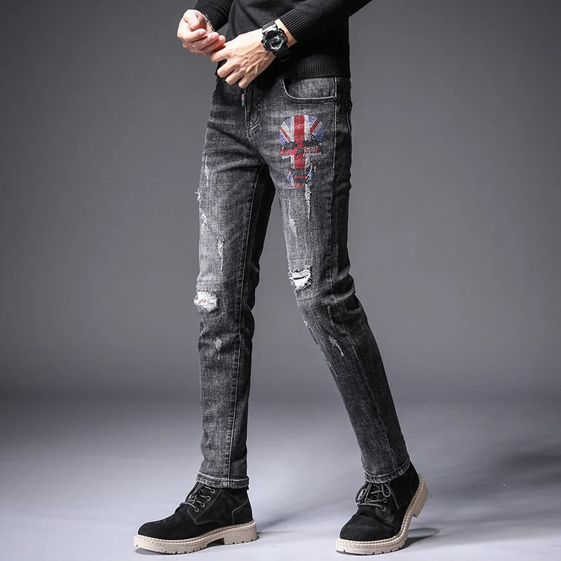 2020 naują pavasario džinsinį audinį Siuvinėjimui Kankina džinsai vyrų Mados atsitiktinis juodos Ilgos kelnės Plonas kojų ruožas Pieštuku kelnės