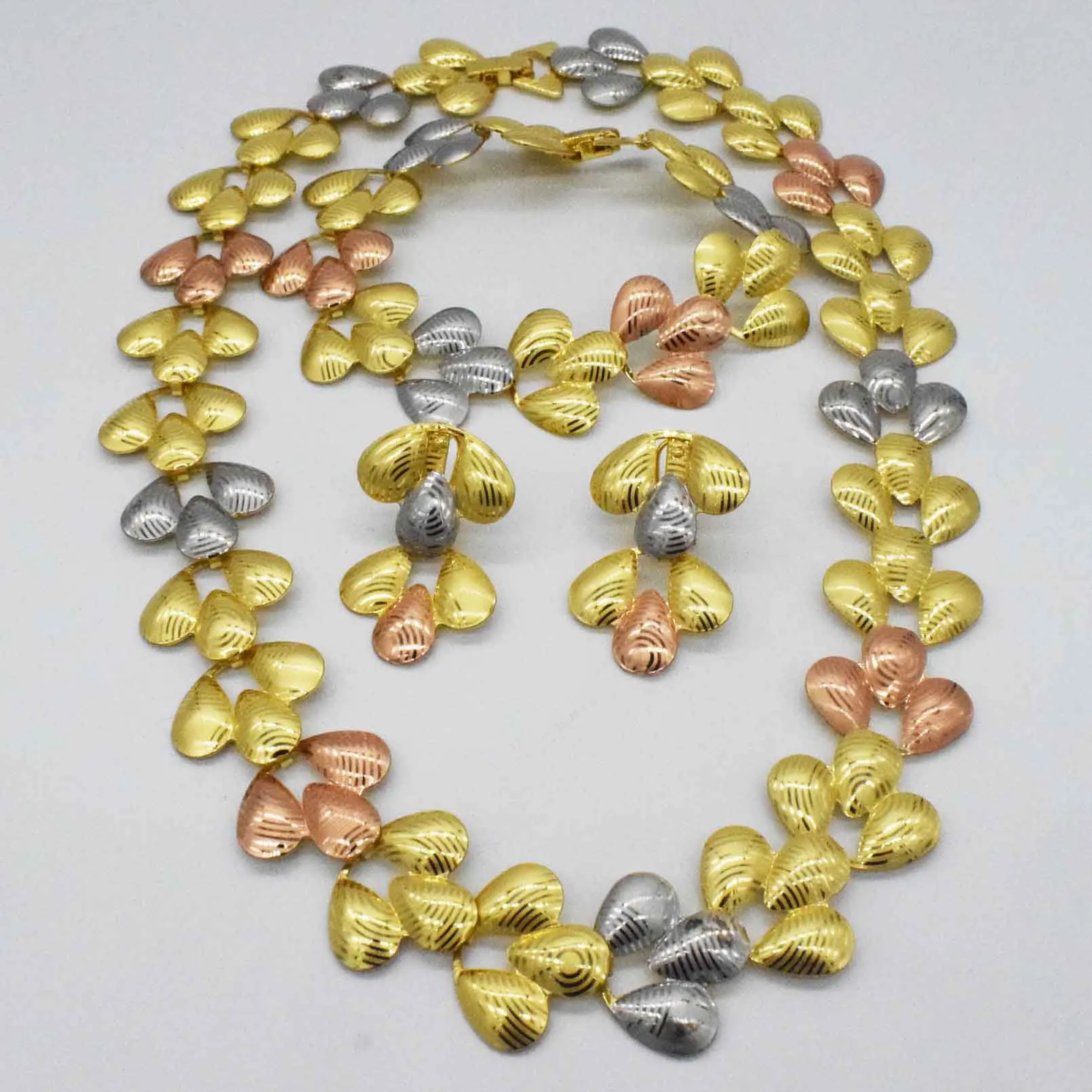 Aukštos kokybės italų aukso spalvos papuošalai moterų Afrikos granulių papuošalai papuošalų mados karoliai, auskarai, apyrankės papuošalai