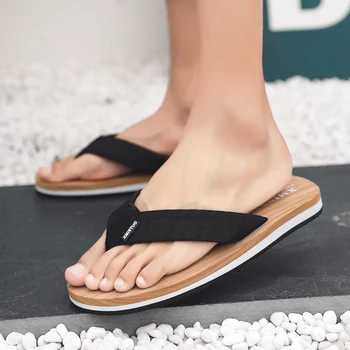 Vasaros fifo vyrų tendencija korėjos versija asmenybės paplūdimio bateliai studentų paprastas atsitiktinis sandalai ir šlepetės